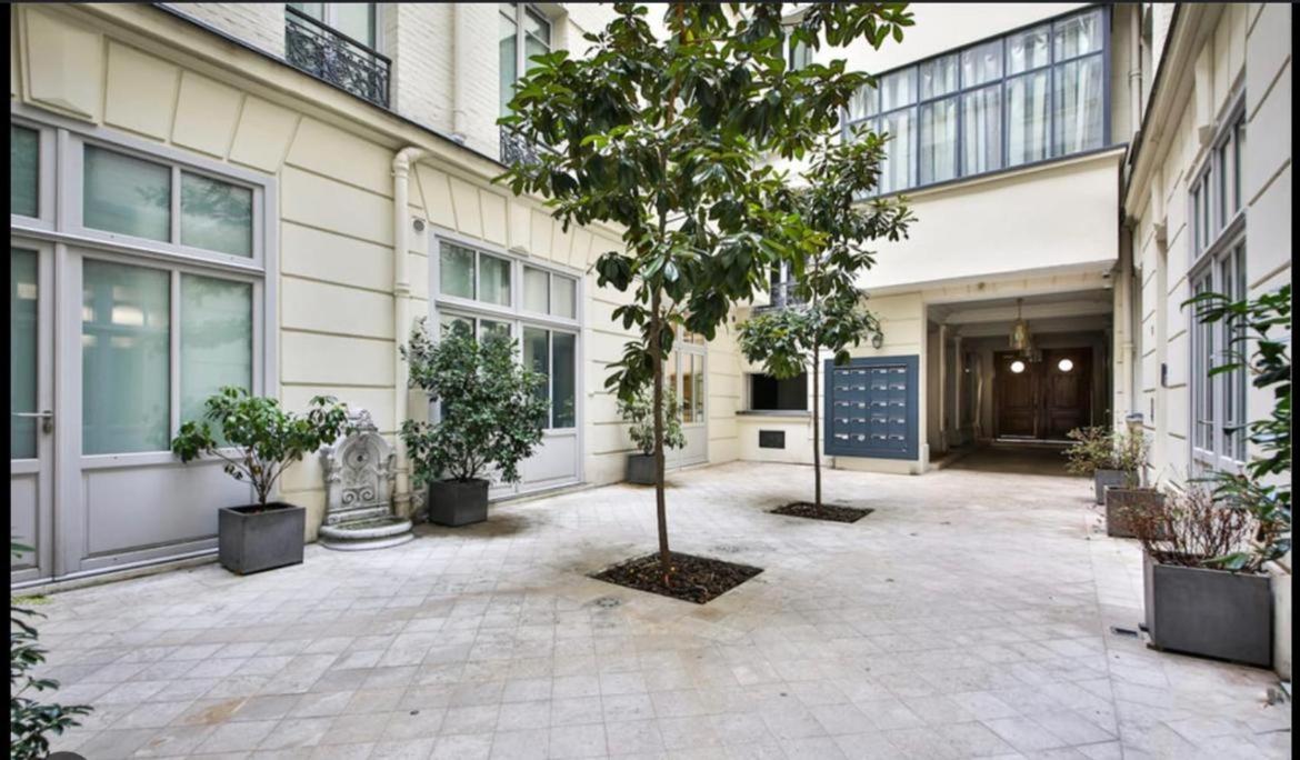파리 L'Avenue Montaigne 아파트 외부 사진