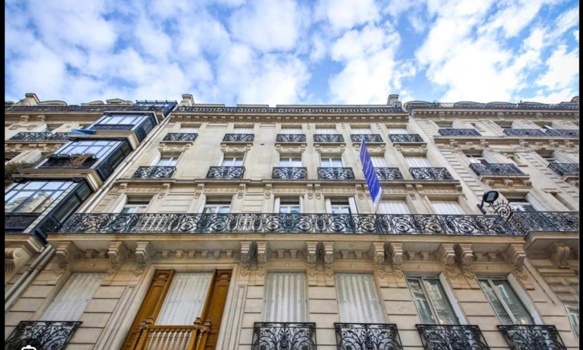 파리 L'Avenue Montaigne 아파트 외부 사진